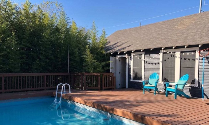Eastside Promise Neighborhood House | Downtown Private Casita w/ Pool