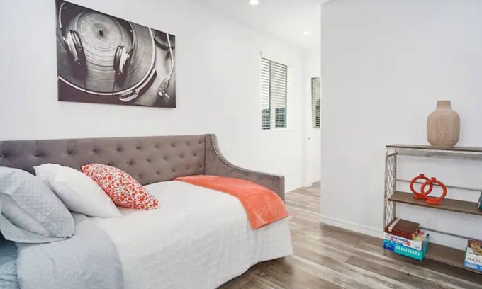 Downtown Redlands House | Downtown Redlands Getaway Home away from home.