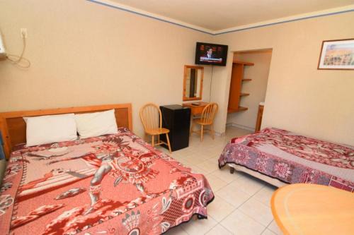 Primera Seccion House | Downtown San Felipe Studio 2 Free WiFi and Cable TV