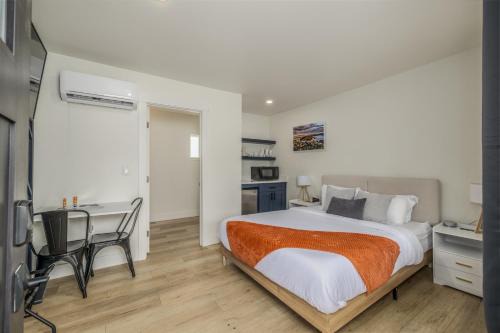 Coeur d'Alene Apartment | Downtown Studio #9 Food Truck Pavilion Next Door!