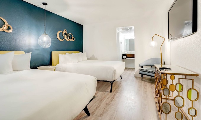 Downtown Las Vegas Hotel | Downtowner Boutique Hotel