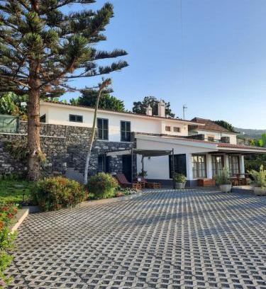 Canhas House | Dr. Cabral Barreto