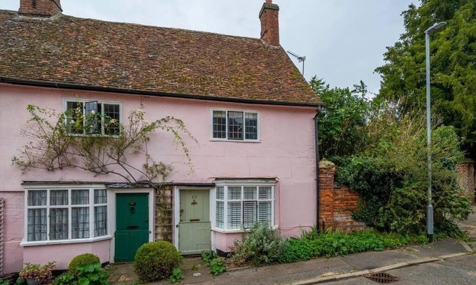 Long Melford House | Dragonfly Cottage, Long Melford