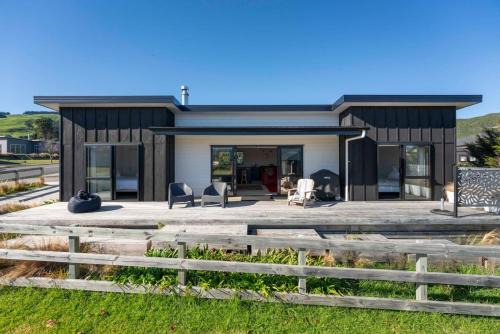 Kinloch House | Dragonflys Rest