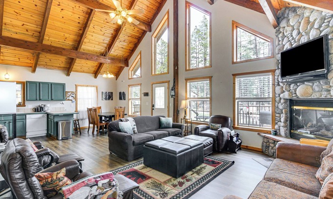 San Juan River Village Cabin | ‘Dream Catcher’ in Pagosa Springs - Pet Friendly!