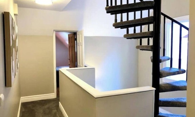 Five Points House | Dream house! Pool & hot tub in downtown Denver