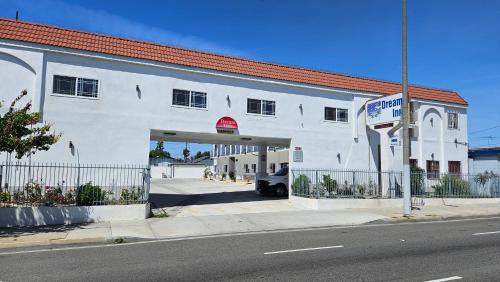 Inglewood Hotel | Dream Inn