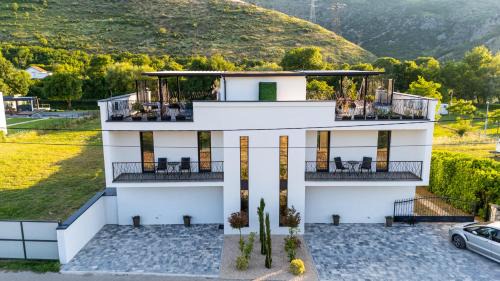 Mostar Villa | Dream River Escape