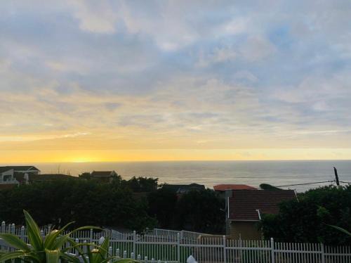 Bluff Apartment | Dream View Cabin