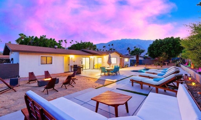 Vista Norte House | Dream VIEWS! Pool, spa, + fire pit! 3br, 2ba