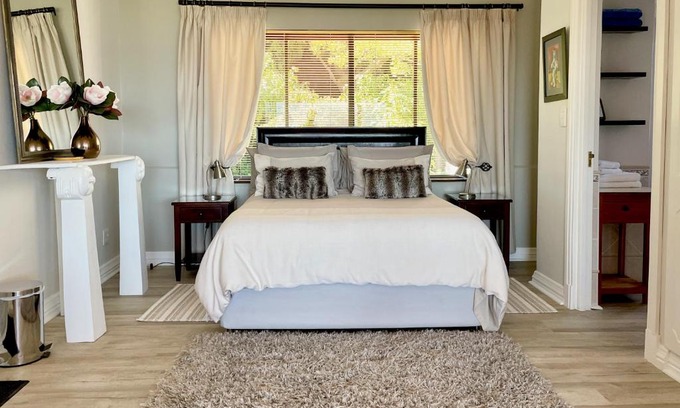 Somerset West House | Dream Views