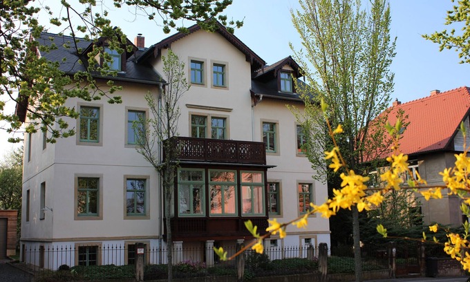 Strehlen Apartment | Dreamlike apartment - Villa am Großen Garten