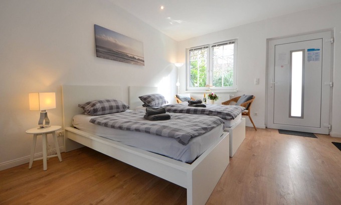 Hamburg-St. Georg Apartment | Dreamlike newly created apartment for 2 persons Hamburg Legienstrasse H 5