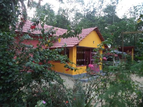 Somvarpet Bed & Breakfast | dreams home estate stay 2