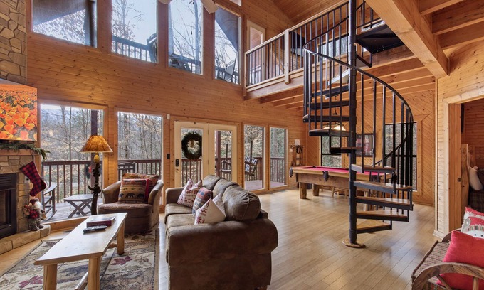 Pittman Center House | Dreams & Streams