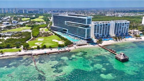 Cancun Resort | Dreams Vista Cancun Golf & Spa Resort
