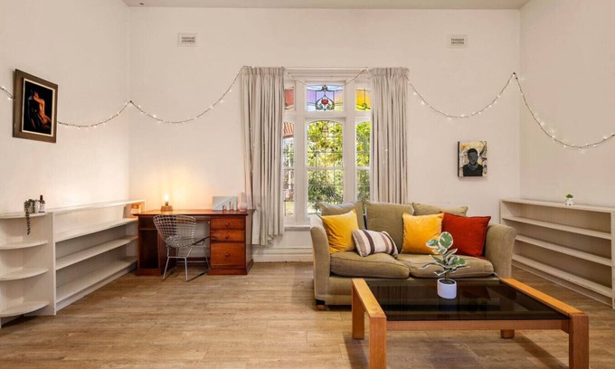 Fairfield House | Dreamy Den @ Art House