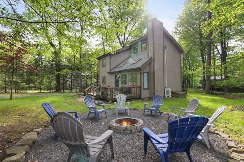 Locust Lake Village Ski Chalet | Dreamy Lake House - Fireplace, Firepit & Pet Friendly