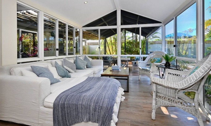 Bokarina House | Driftwood Beach home