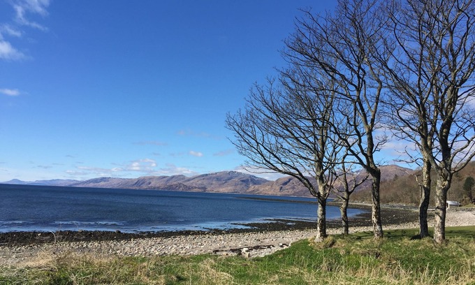 West Laroch Cottage | Driftwood Cottage between Glencoe and Fort William beautiful country side