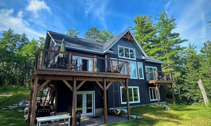 Greater Madawaska Cottage | Driftwood Hideaway Private & Serene & Spacious Lakefront….So much to do!