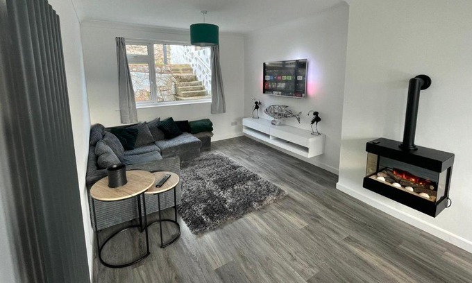 Brixham House | Driftwood Villa - NEW LISTING