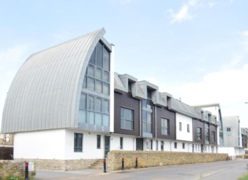 West Bay House | Driftwood - West Bay