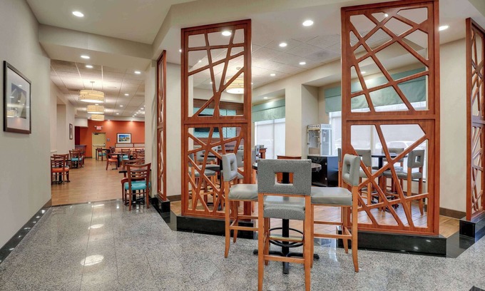 Arrowood Hotel | Drury Inn & Suites Charlotte Arrowood