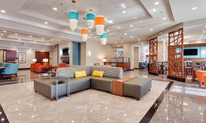 St. Charles Hotel | Drury Plaza Hotel St. Louis St. Charles