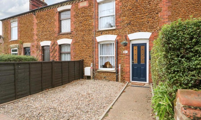 Snettisham House | Duck Cottage
