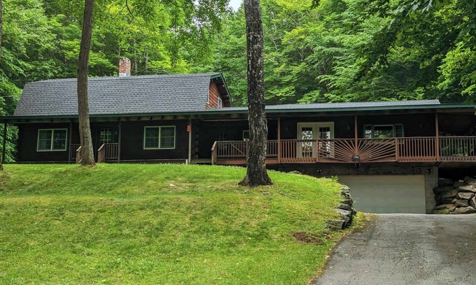 Old Forge House | Duck's Nest on Tuttle, Duck's Nest on Tuttle