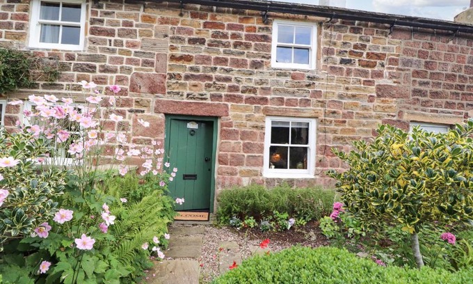 Hurst Green House | Duckdown