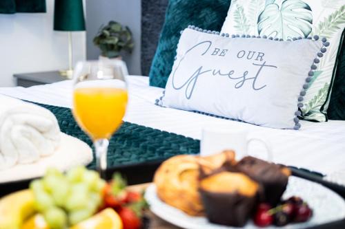 Dudley House | DUDLEY 3 Bedroom House-PERFECT FOR CONTRACTORS-FAMILIES-LEISURES-LONG STAY