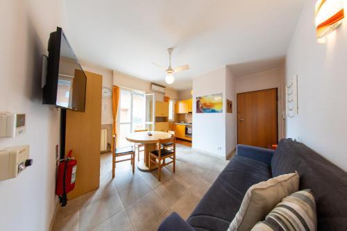 Lido Adriano Apartment | Due passi dal mare, virgilio seahouse