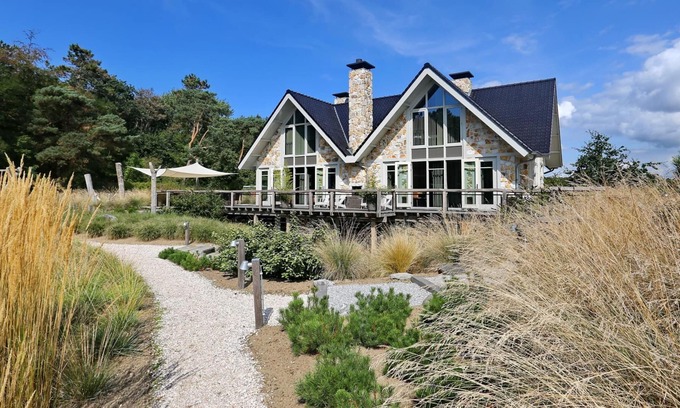 Municipality of Noordwijk Villa | Duinvilla Noordwijk - Seven Bedroom Villa, Sleeps 18