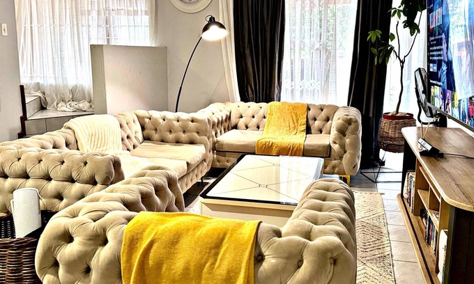 Greater Johannesburg Metropolitan Area Apartment | Duke Mews Lofts