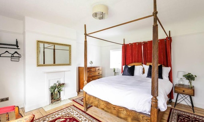 Port Sunlight House | Duke of York Cottage, Port Sunlight - Stanley-Stays