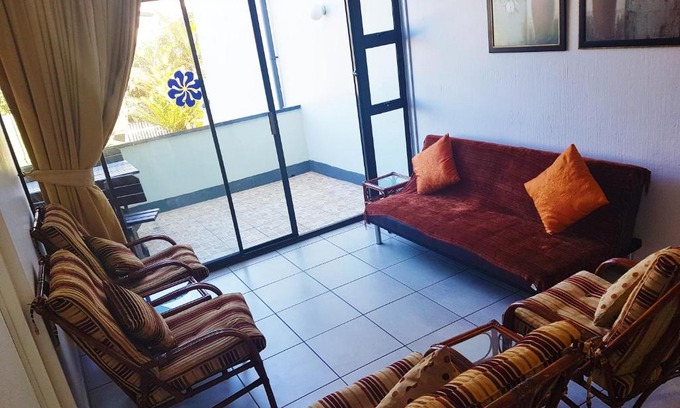 Manaba Beach Apartment | Dumela Margate Flat No 8