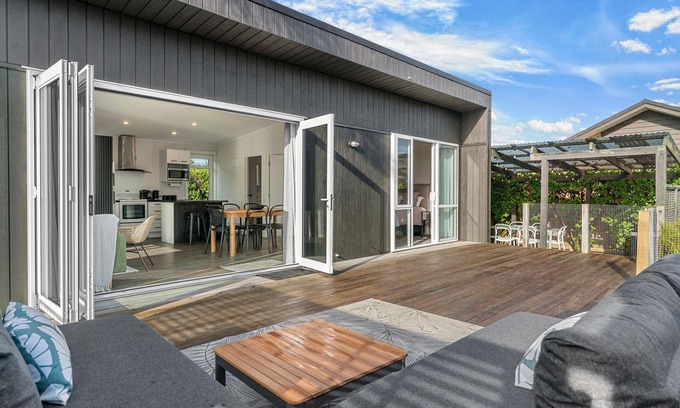 Mangawhai House | Dune Days - Charming, sunny home with great outdoor living in the heart of the village