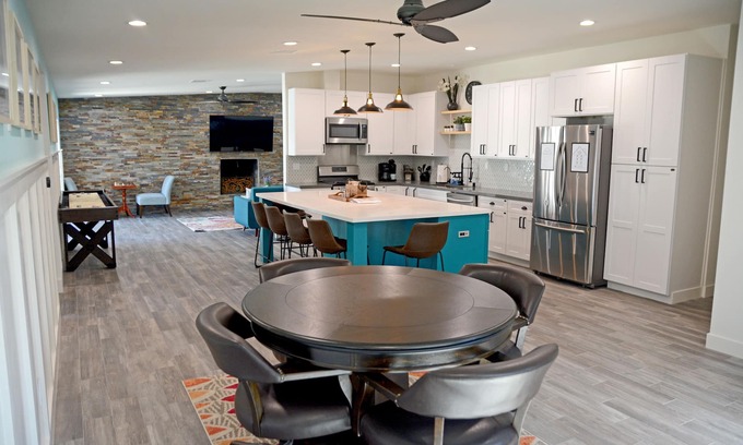 Oxnard Dunes House | Dunes by the Shore - Walk to the Beach!