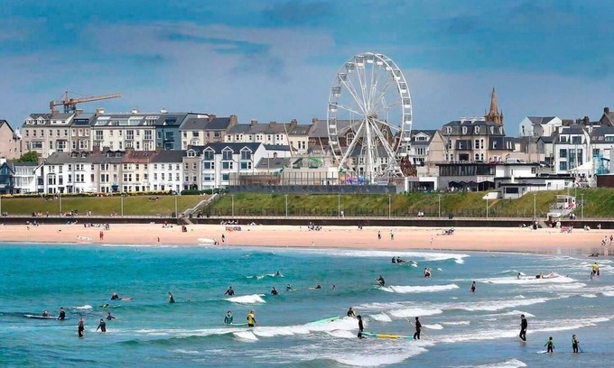 Portrush Apartment | Dunluce Green - Portrush by the Sea