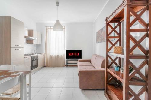 Morivione Apartment | Duomo Navigli - ResinArt Milan with Patio and WiFi