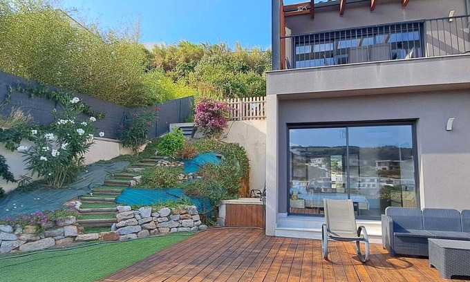 Pietrosella Apartment | Duplex 6/8 p 65m2, terrace and garden near beaches and 5 mn from shops by car