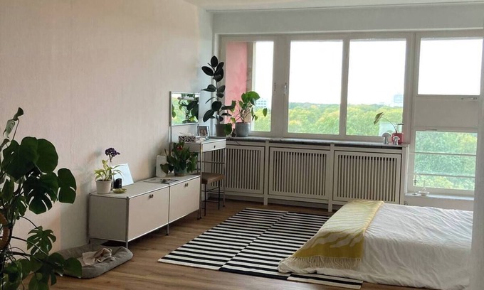 Westend Apartment | Duplex Apartment in Le Corbusier - Sunset Views