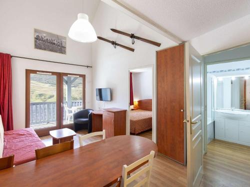 La Mongie Apartment | Duplex au calme 7 couchages, balcon sud, parking, piscine couverte, fitness, proche pistes et centre - FR-1-404-244