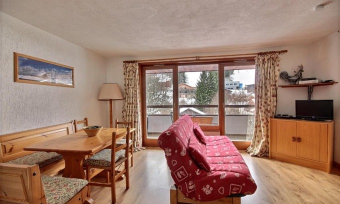 Saint-Jean-dʼAulps Apartment | DUPLEX AVEC ACCES PISCINE - SAINT JEAN D'AULPS STATION - 9 PERSONNES - DAILLE D10