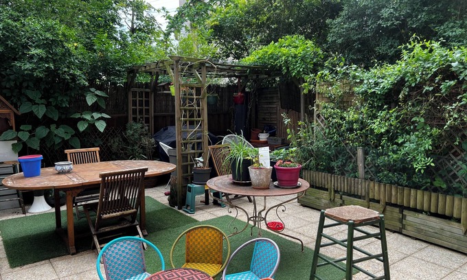 Villeneuve-la-Garenne Apartment | Duplex Bord de Seine Avec Terrasse Comme une Maison! Chats Acceptés