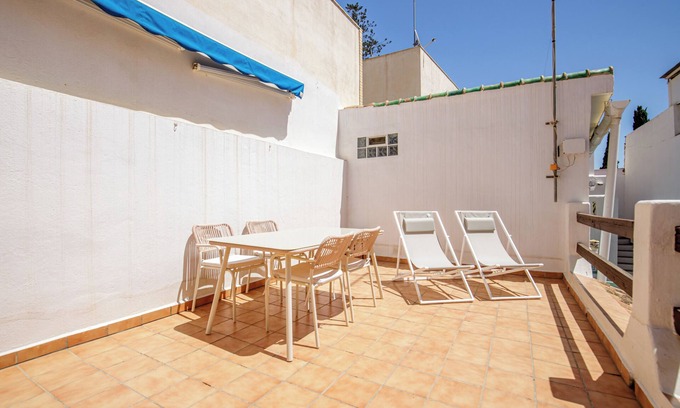 Malaga Apartment | Duplex for 4 with terrace in Pedregalejo