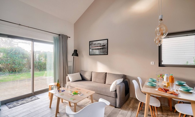 Penmarch Ski Chalet | Duplex for 6 - 100m from Pors Carn beach- Surf
