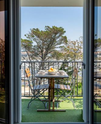 Saint-Gilles-Croix-de-Vie Apartment | Duplex Premium - Balcon Vue Port - 100m de la Plage - 4 Pers - TV 4K